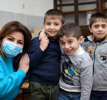 Embajadores de UNICEF en el mundo Niños sonriendo